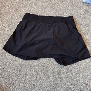 Lululemon skirts size 8